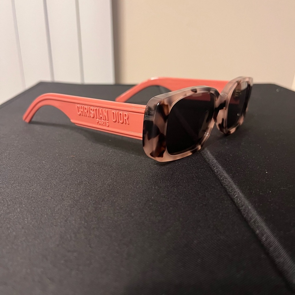 Authentic Dior Stylish Pink and Black Sunglasses - Picture 2 of 4